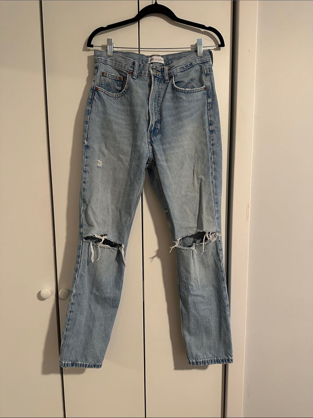 Zara Light Blue Ripped Straight-Leg Jeans